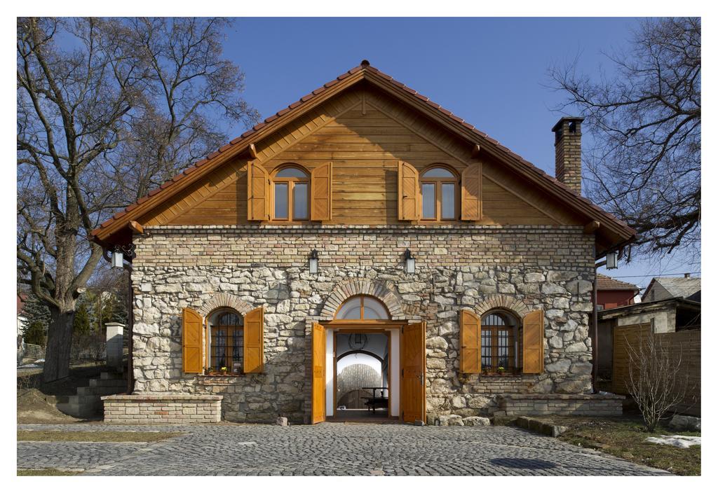 Cifrapince Es Vendeghaz Villa Tordas Exterior photo